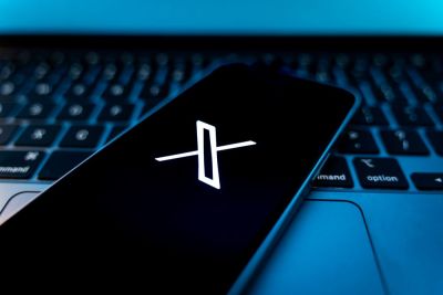 Elon Musk Big Move As Twitter Rebrands to &quot;X&quot;